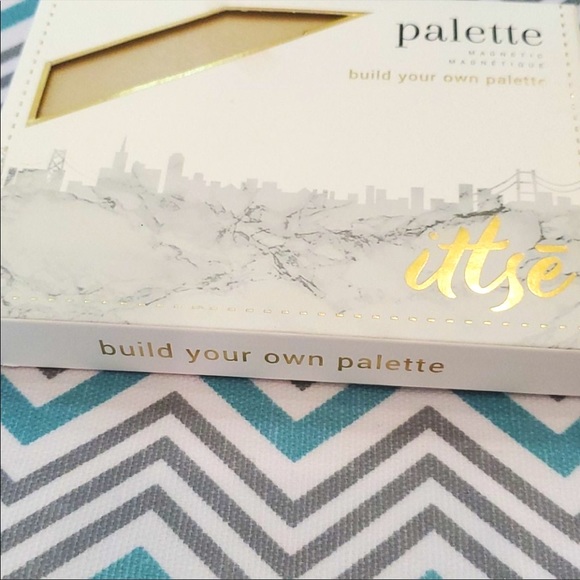 Itssē Eyeshadow Palette - Picture 3 of 7